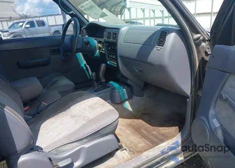 1999 Toyota Tacoma Base V6 (A4) z USA, uszkodzony, nr VIN 4TAWN72N5XZ496749